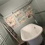 Chez Leopold וורבירס